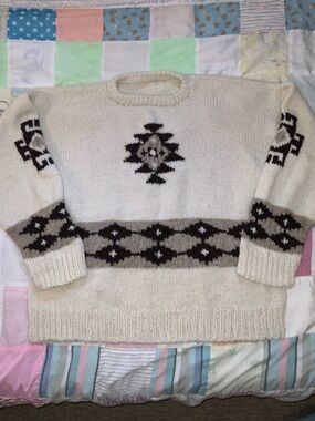hand‎ knit sweater geometric colourwork cream white brown tan